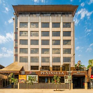 Hotel Peninsula Redpine